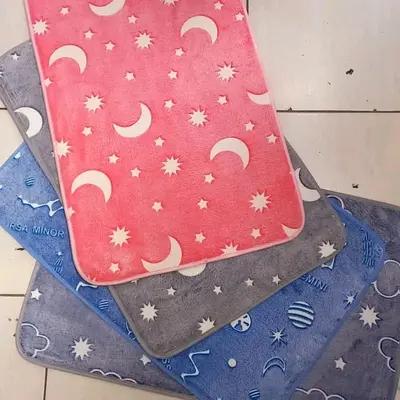 پادری مخمل شبنما