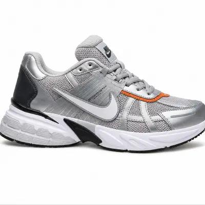 کفش ورزشی نایک وی تو کی ران NIKE V2K RUN ( در 4 رنگ بندی )