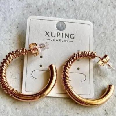 گوشواره نیم حلقه ژوپینگ مدل بافت‌دار