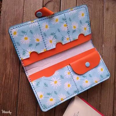 کیف پول بابونه