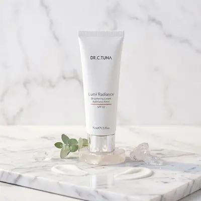 کرم روشن کننده لومی رادیانس فارماسی SPF22 | Brightening Cream Dr. C.