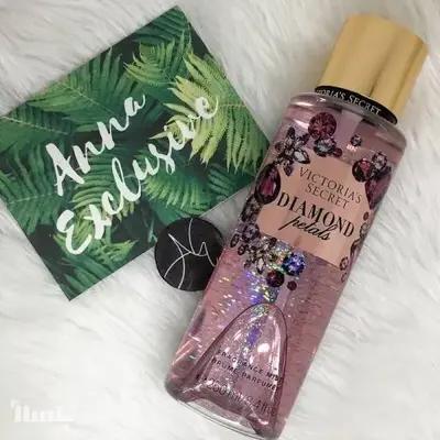 بادی اسپلش ویکتوریا سکرت مدل Diamond Petals – حجم 250 میلی‌لیتر
