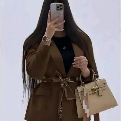 کت و کمربند کارولین دیور