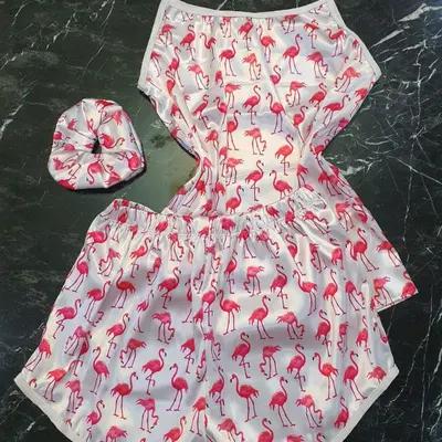 لباس خواب ساتن 3 تکه طرح فلامینگو