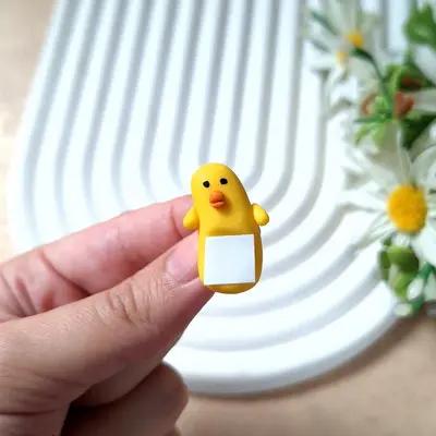 چسبونک موبایل عروسکی جوجه
