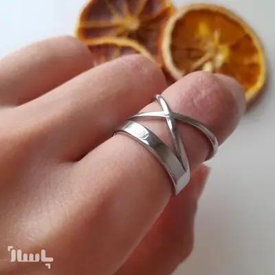 انگشتر طرح دار استیل نقره ای