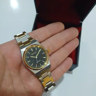 ساعت زنانه اوماکس OMAX اورجینال مجلسی ژاپن مدل OOACB106T103