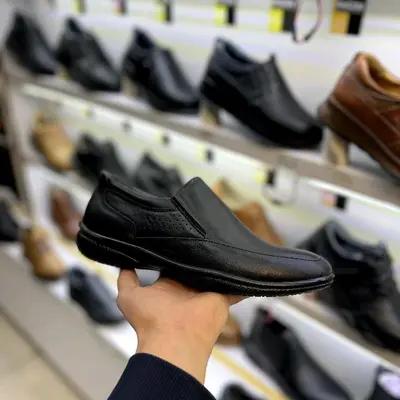کفش فرزین توسن بی بند