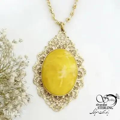 گردنبند مجلسی با سنگ عقیق زرد مشابه طلا کد 21708