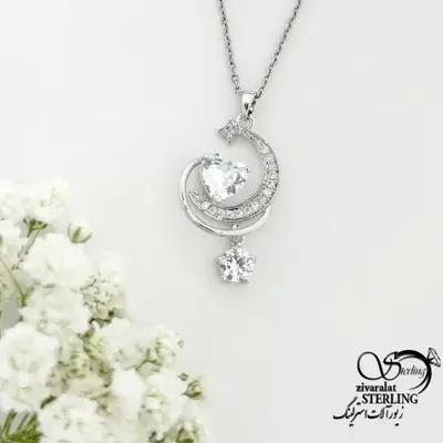 گردنبند کلاسیک طرح ماه و نگین قلبی کد 22182