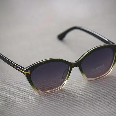 عینک آفتابی زنانه چشم گربه ایی UV400 پلاریزه تام فورد TOM FORD
