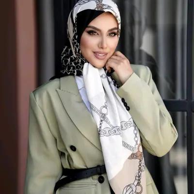 روسری نخی وال ترک طرح شیک زنجیر و مارک