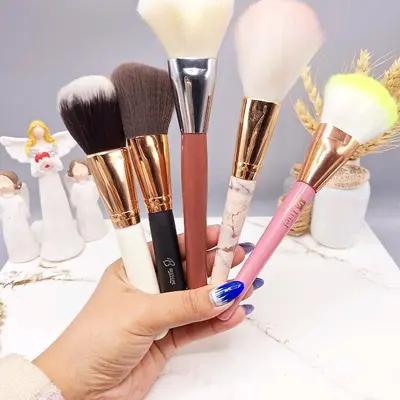 براش میکاپ صورت