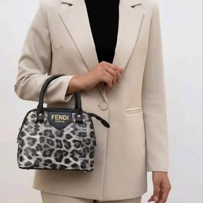 کیف پلنگی LV موجودی بگیرید
